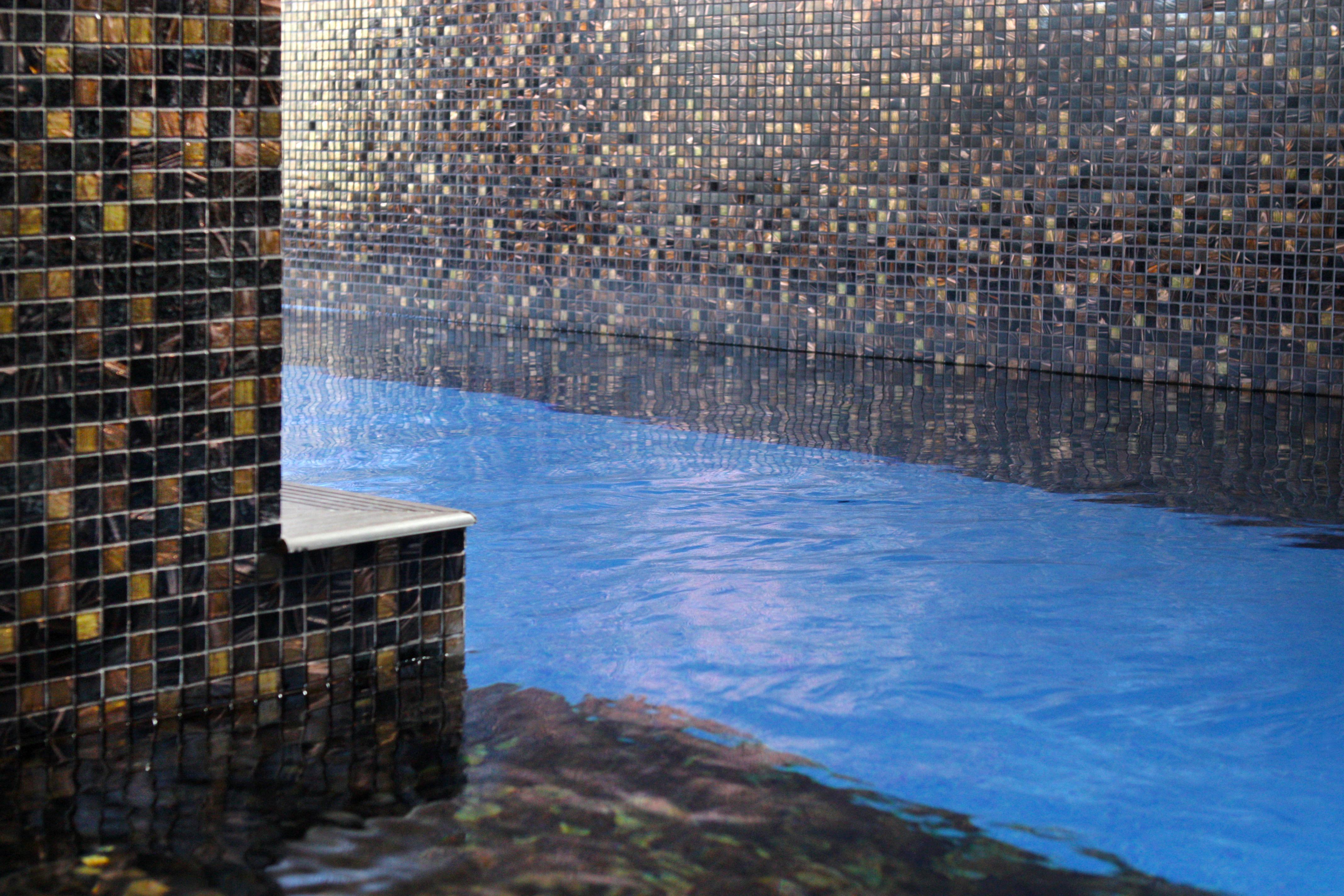 Longevity Senses - Cascais Boutique Hotel - Adults Only Esterno foto A mosaic tiled pool