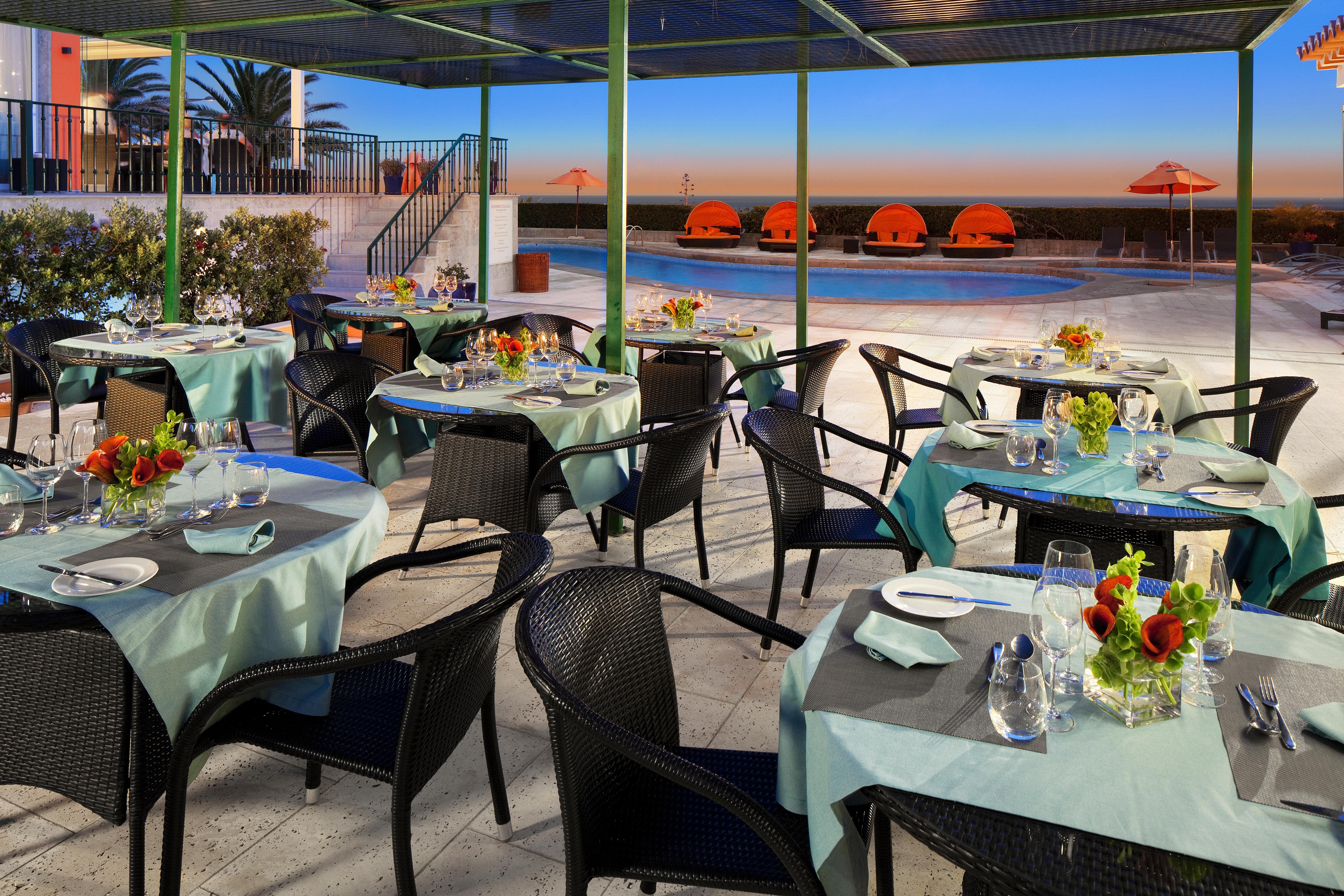 Longevity Senses - Cascais Boutique Hotel - Adults Only Esterno foto The poolside restaurant